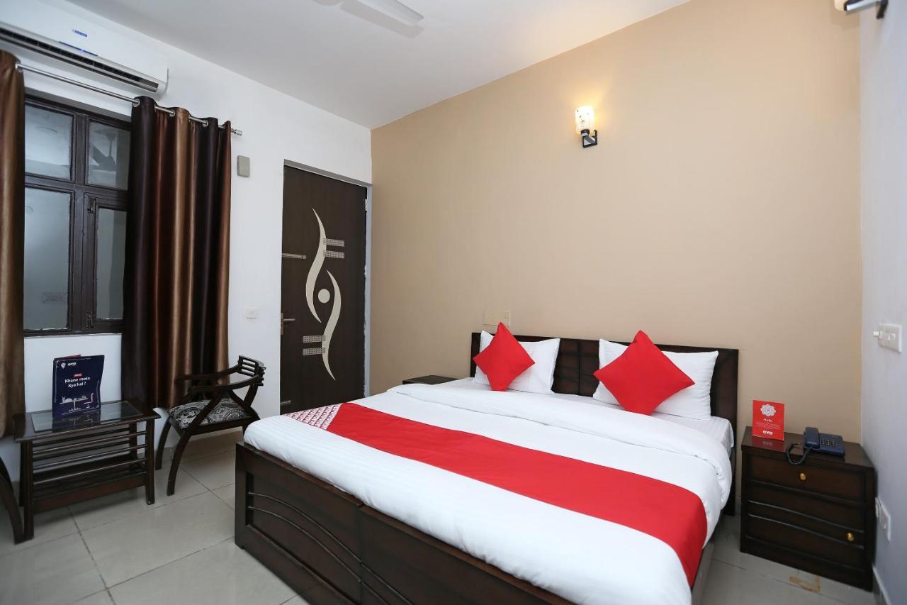 Oyo Mahak Residency Hotel Manesar Buitenkant foto
