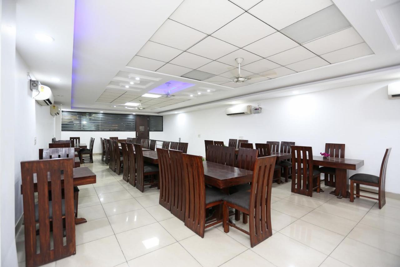 Oyo Mahak Residency Hotel Manesar Buitenkant foto